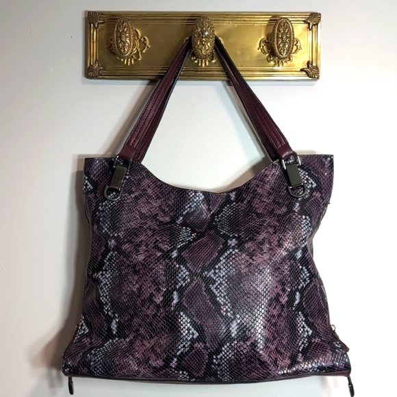 Vince Camuto Genuine Snake Embossed Leather Purple/Black   Emely Tote Bag. - Picture 2 of 15
